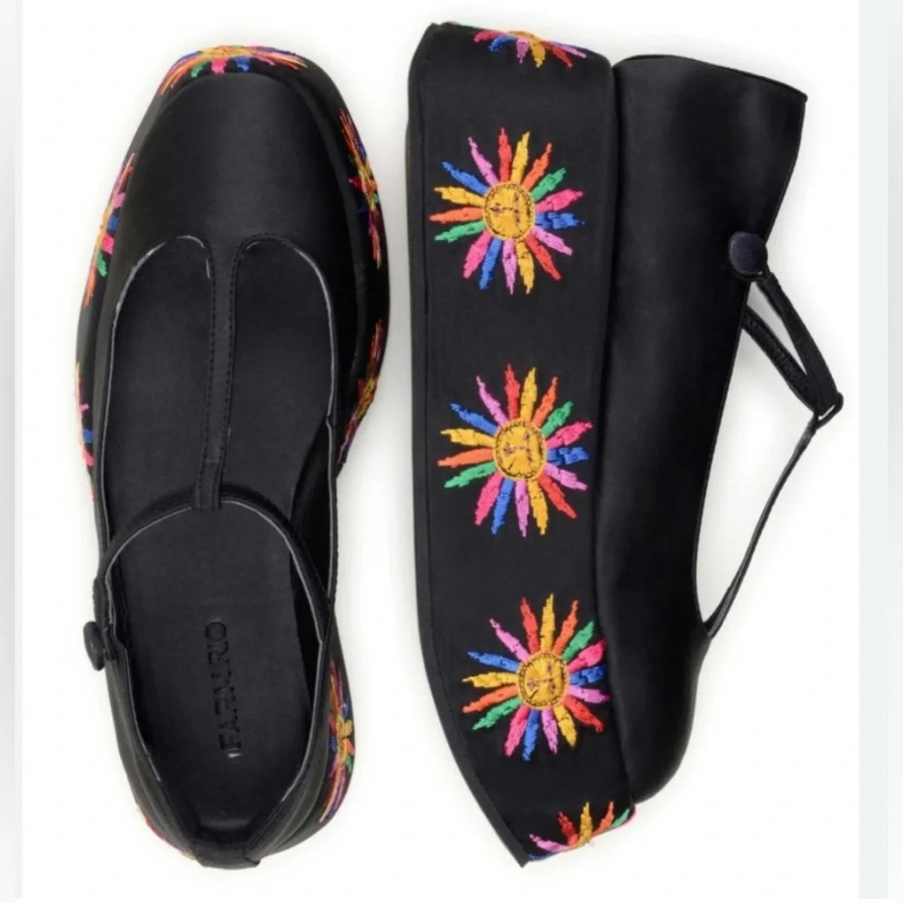 Vibrant Embroidered Black Platform Shoes - Picture 3 of 3